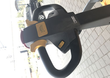 Paseo automático en color eléctrico del amarillo del motor de CA del apilador de la plataforma 1500kg