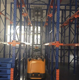 Carretillas elevadoras equilibradas contrarias de Warehouse que levantan la estructura compacta de la altura los 5.6m