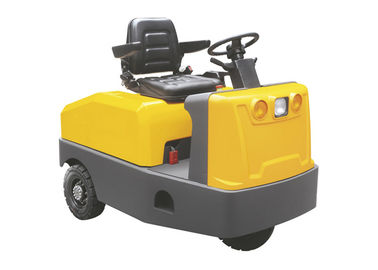 Amarillo pequeño tractor eléctrico de 3 toneladas, tirones eléctricos conducidos batería de la remolque de la forma del coche